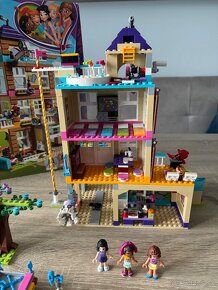 Lego Friends Dom priatelstva 41340 - 3