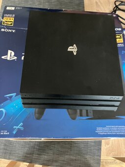 PS4 Pro - 3