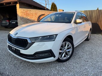 ŠKODA OCTAVIA 2,0 TDI KOMBI 4 / VIRTUAL / DSG - 3