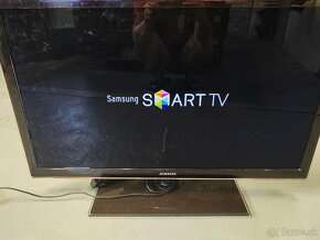 TV Samsung UE37D5500RW - 3