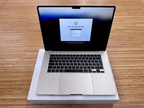 Predám Apple MacBook Air 15” M2 8GB 256GB Starlight - 3