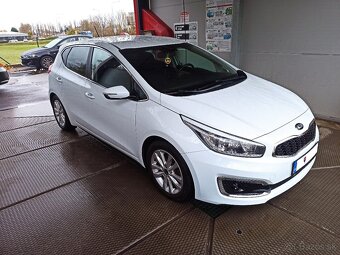 KIA Ceed 1.4 CVVT UEFA edicia Gold+Platinum - 3