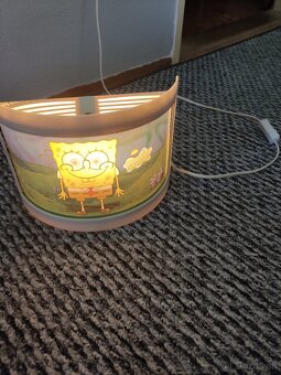 NOČNÁ  LAMPA  SPONGEBOB - 3