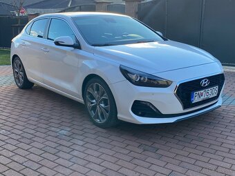 Hyundai i30 Fastback 1.4 T-GDi Automat 7 DTC - 3