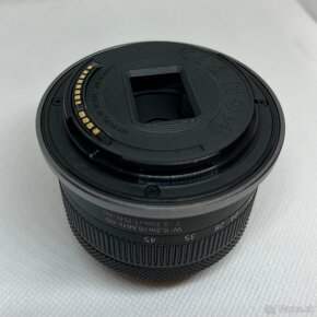 Canon RF-S 18–45 mm f/4.5 – 6.3 IS STM - 3