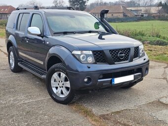 Nissan Pathfinder 2.5 dCI Automat 7-miestny - 3