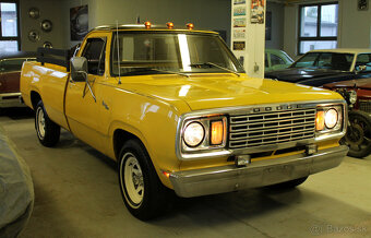 1978 Dodge D150 318 V8, manuál. Originální Stav. - 3