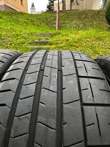 Pirelli 235/35 R19 DOT 2921 - 3