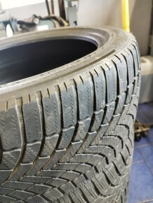 Zimné pneu Bridgestone 235/45 R18 98 V - 3