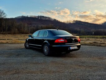 Škoda Superb 2.0. TDI 103 kw Automat - 3