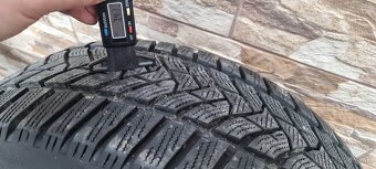 Predám 2xzimné pneumatiky 215/60r16 Dunlop M+S - 3