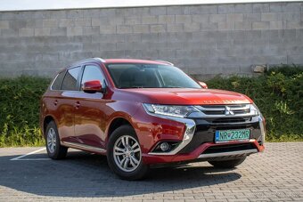 Mitsubishi Outlander 2.0 MIVEC PHEV Instyle Hybrid - 3