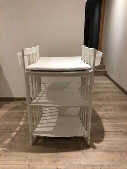 Stokke prebalovaci pult - 3