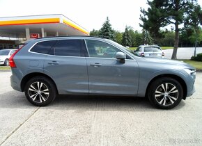 Volvo XC60 B4 Momentum Pro AWD Hybrid 4x4, facelift - 3