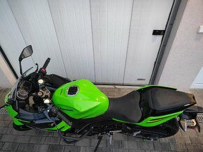 Kawasaki ninja 400 - 3