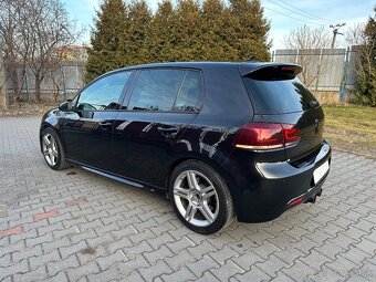 Volkswagen Golf 2.0 TFSI 270k R 4-Motion - 3