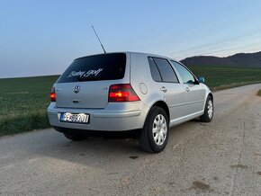 VW Golf 4 - 3