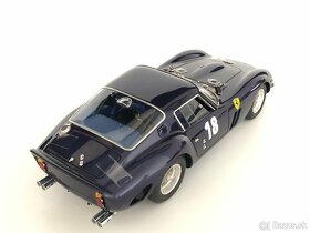 Ferrari 250 GTO 1/18 CMC - 3