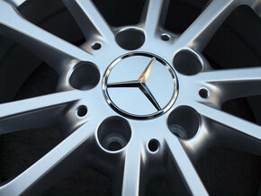 17" Alu kola 5x112 MERCEDES GLA ZIMNÍ NOVÉ - 3