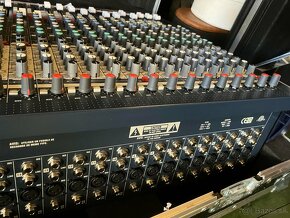 Soundcraft LX7 II 24 vstupovy - 3