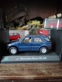 Mercedes Benz 1:43 - 3