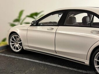 1:18 Mercedes-Benz S-Class (W222) AMG Line - NOREV - 3