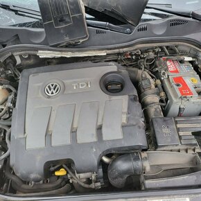 Rozpredam Volkswagen Passat Variant B7 1.6 TDI CAY - 3