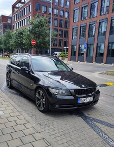 BMW 330D Touring E91 - Black, Navi Pro, Manual 6st. RWD - 3