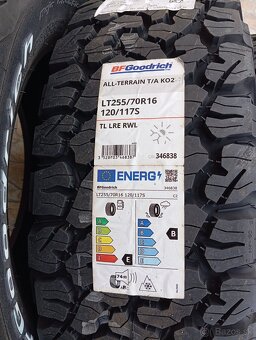 255/70R16 120/117S BFGoodrich - 3