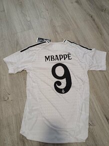 Dres Real Madrid Mbappe - 3