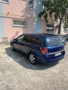 Opel Astra H - 3