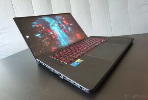 ASUS ROG Zephyrus M16 - 3