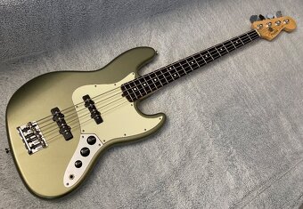 Fender Standard USA Jazz bass - 3