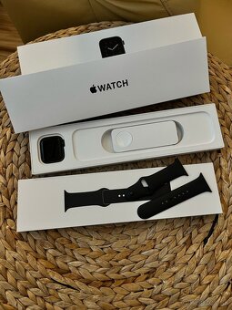 Apple Watch SE GPS 40mm - 3