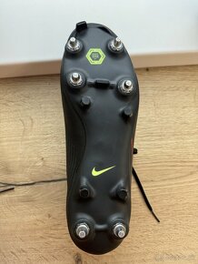 Kopačky Nike LEGEND 9 ELITE FG - 3