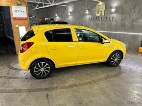 Opel corsa 1.2 59kw 2009 - 3