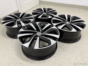 NOVE ALU DISKY VW 5X112 R17 , 7J X17 ET 45 - 3