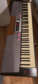 Dobry mam na predaj digitalny piano - 3