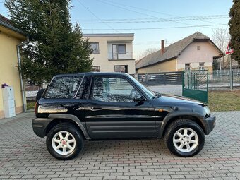 Toyota rav4 2.0 Benzin = 4x4 Uzávierka, Bez korozie = - 3