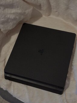 Playstation 4 Slim - 1TB - 3