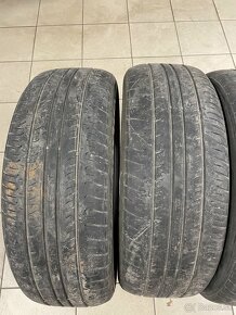 Hankook 225/55 r18 - 3