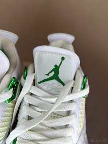 Jordan Retro 4 "Green Metallic" - 3