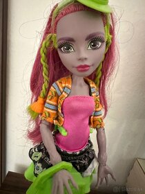 Monster high Exchange program - 3