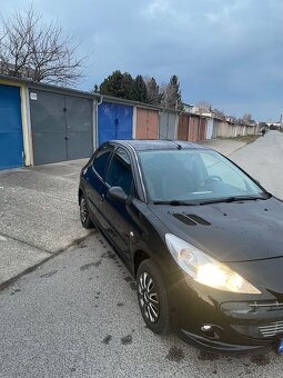 Peugeot 206+ 1.4 benzin 55kW - 3