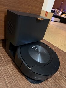 iRobot Roomba Combo j7+ - 3