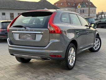 Volvo XC60 D4 2.4L Drive-E Summum Geartronic AWD - 3