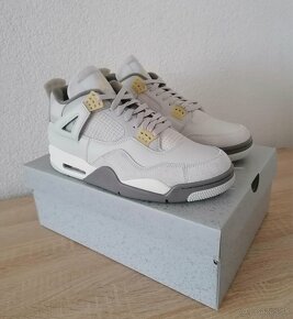 Air Jordan 4 Photon Dust - 3