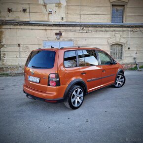 Vw Touran 2.0TDI Cross Facelift - 3