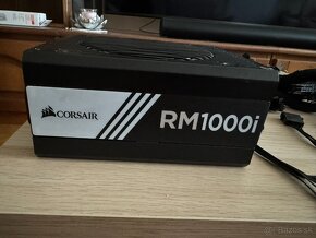 Corsair RM1000i - 3