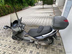 Predám Skuter KYMCO Xciting 500 - 3